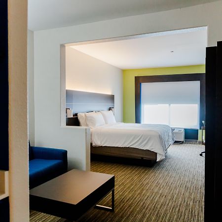 Holiday Inn Express - Andalusia By Ihg Exterior foto