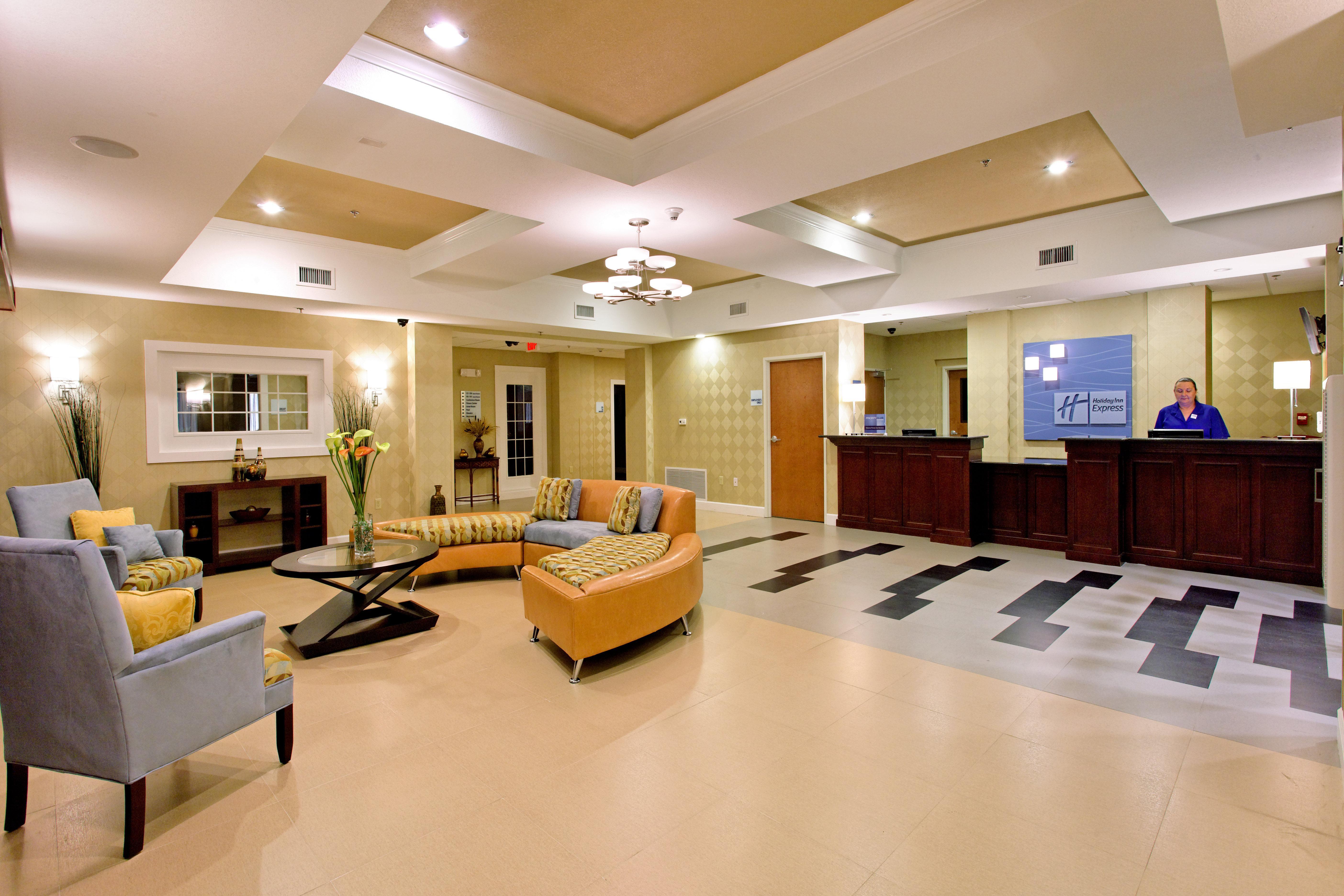 Holiday Inn Express - Andalusia By Ihg Exterior foto