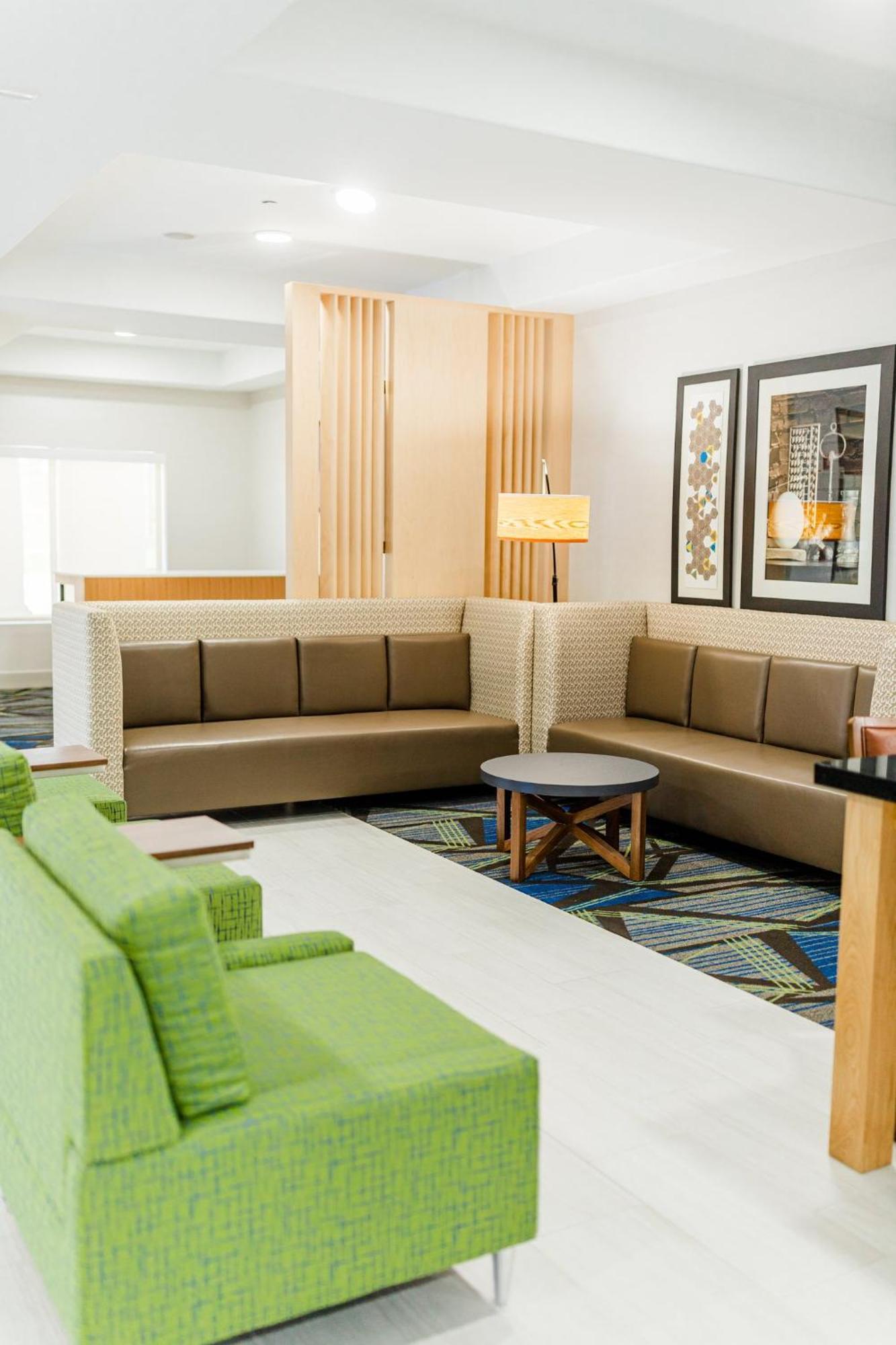 Holiday Inn Express - Andalusia By Ihg Exterior foto